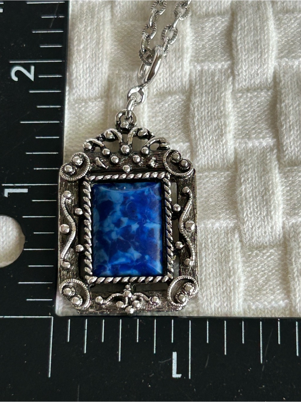 Sarah Coventry "Roman Holiday" Reversible Blue Stone Filigree Pendant Necklace6 - Picture 4 of 8